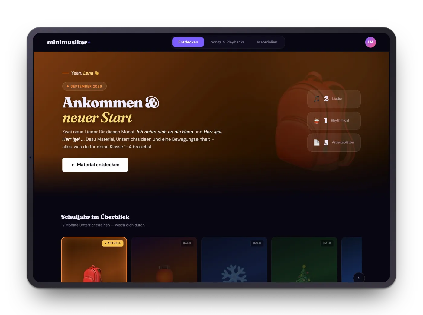 Startseite von minimusiker+ auf dem iPad: aktuelle Monatsreihe „Ankommen & neuer Start